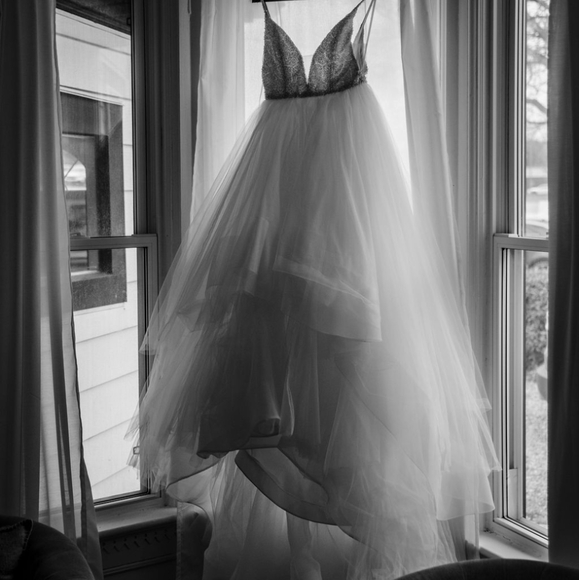 Hayley Paige Hennessy bridal gown - Picture 4 of 6